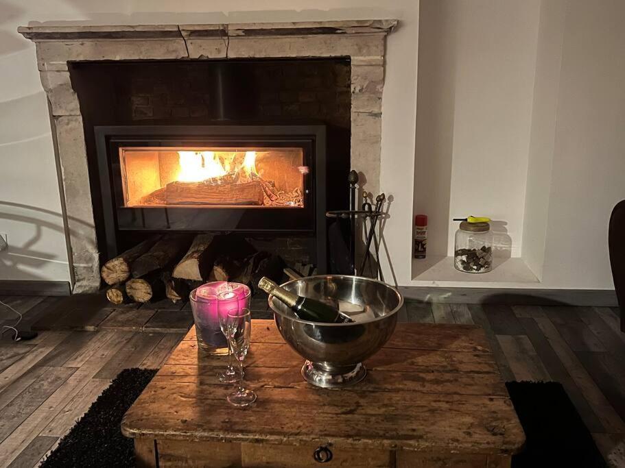 Cocooning Romantique Avec Jaccuzzi Prive Hébergement de vacances *